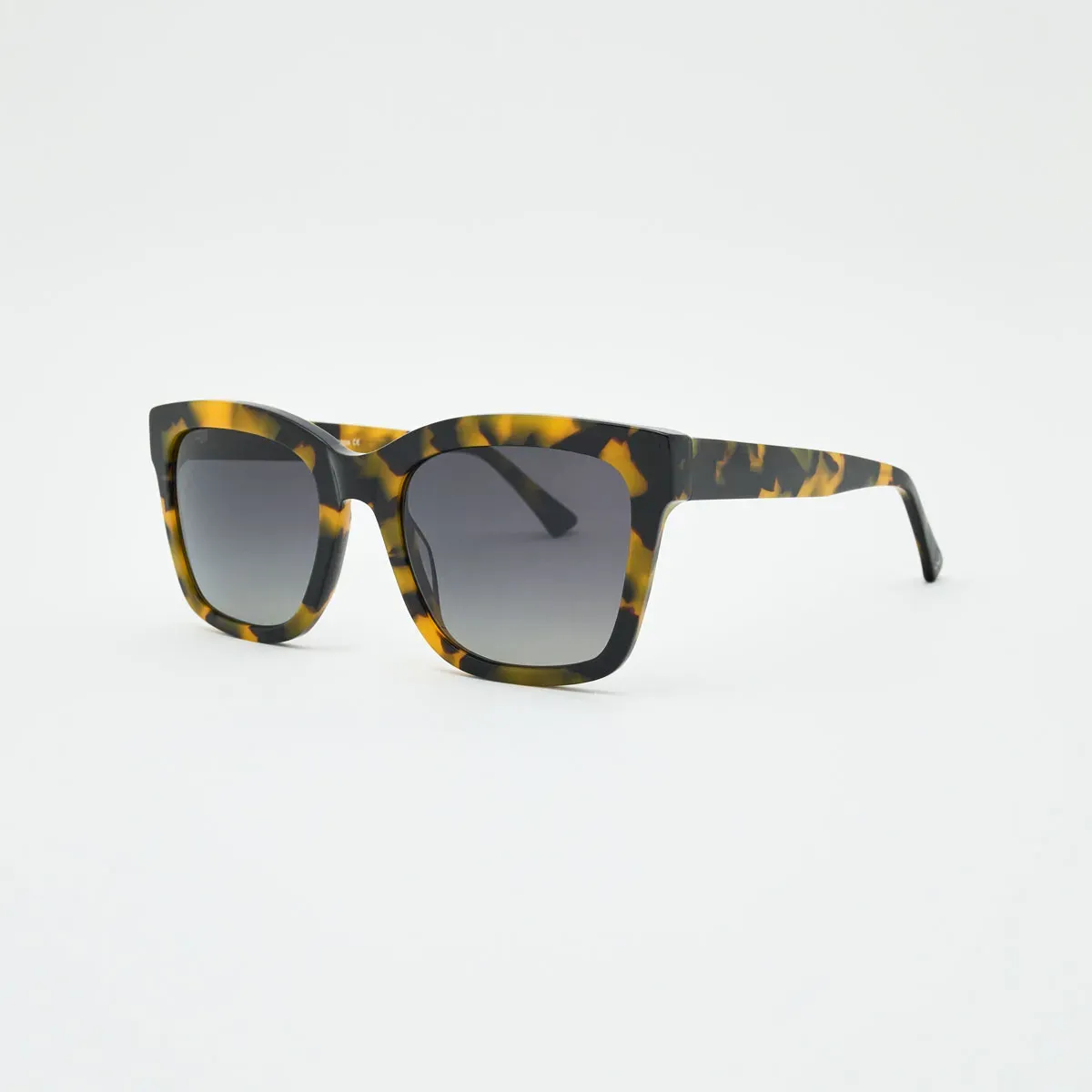 Gina Retro Square — Glamorous Butterfly