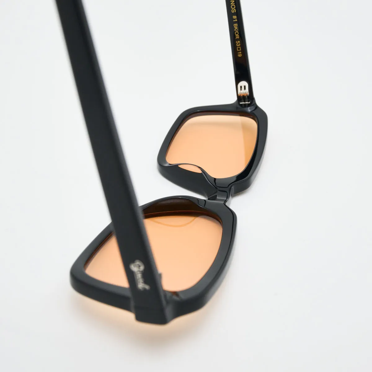 Mykonos Sunglasses – Retro 90s Square Frame