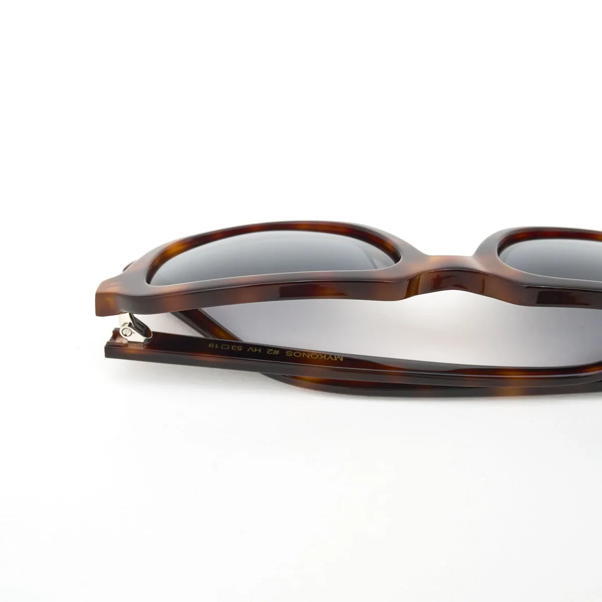 Mykonos Sunglasses – Retro 90s Square Frame