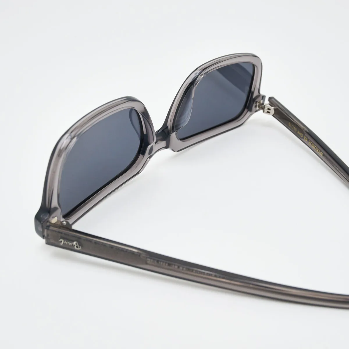 Mykonos Sunglasses – Retro 90s Square Frame
