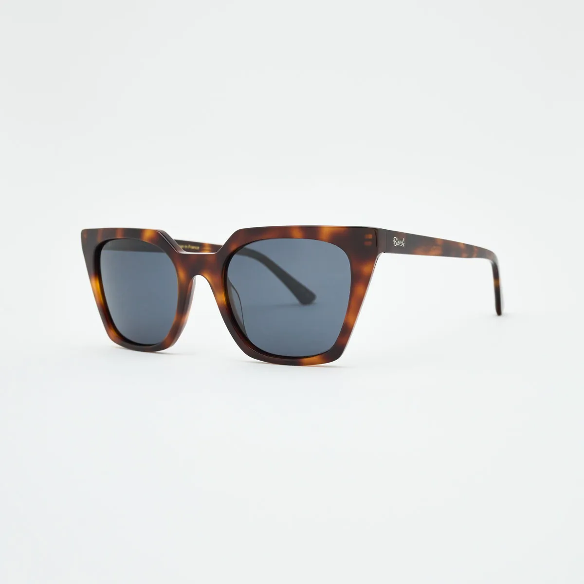 Manhattan Women’s Sunglasses – Retro 60s Butterfly