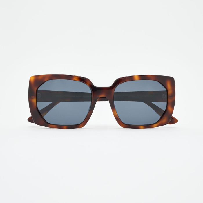 Petra Sunglasses – Trendy Architectural Geometric Design