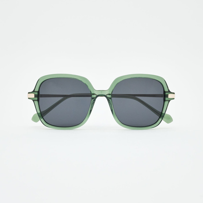 Marbella Women’s Square Sunglasses – Andalusian Elegance