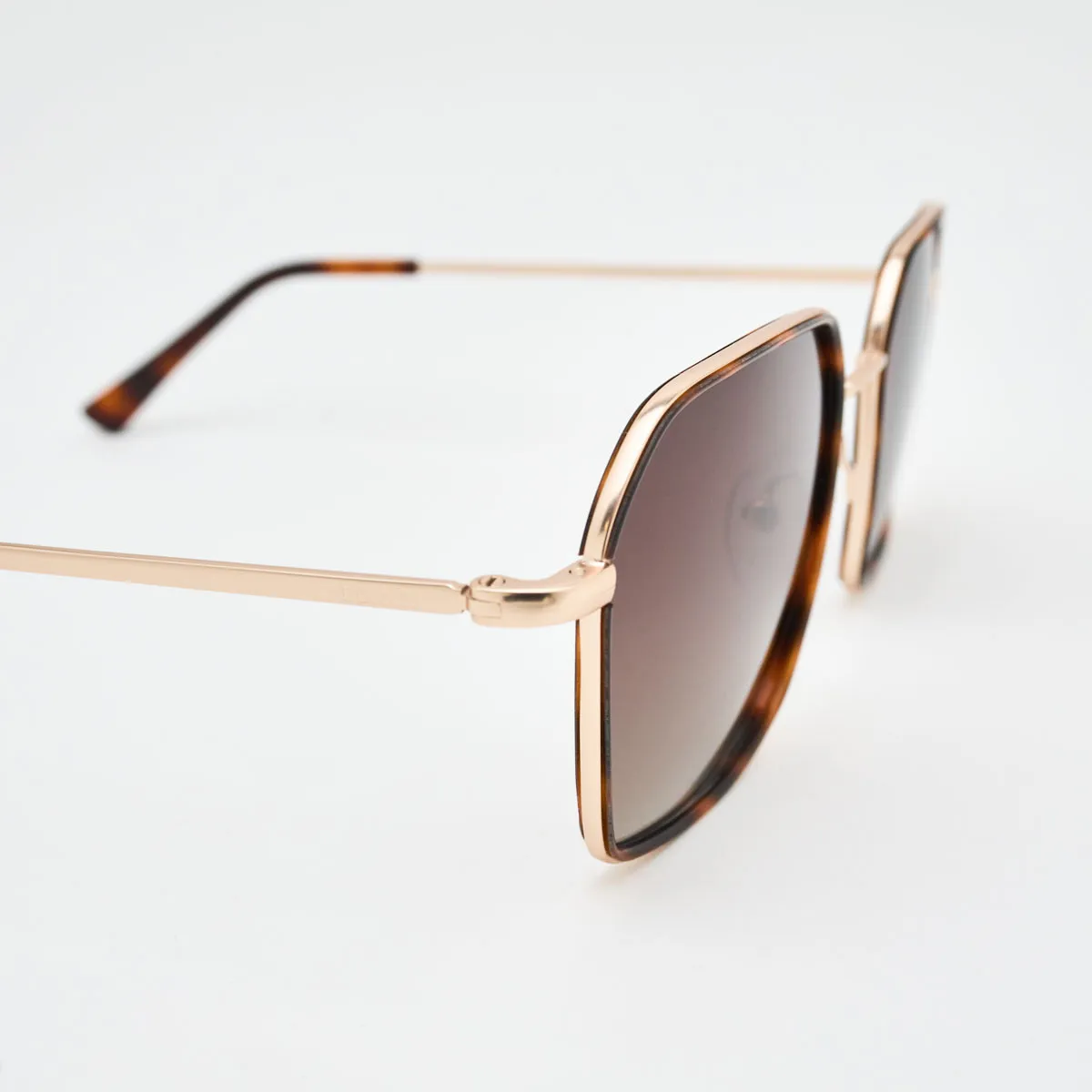Ottawa Vintage Sunglasses – Modern Trapeze Frame