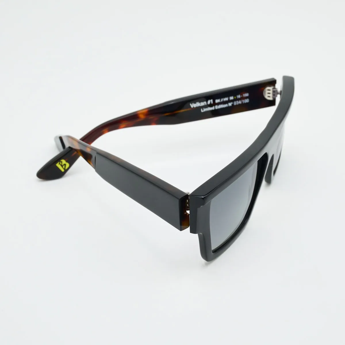 Velkan Oversize — IA sunglasses
