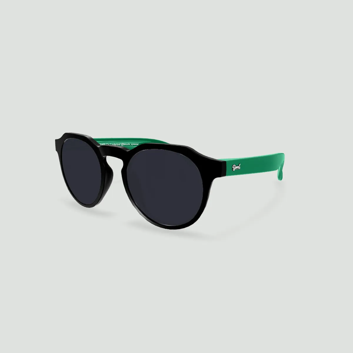 Assert your Columbia pair - Customizable