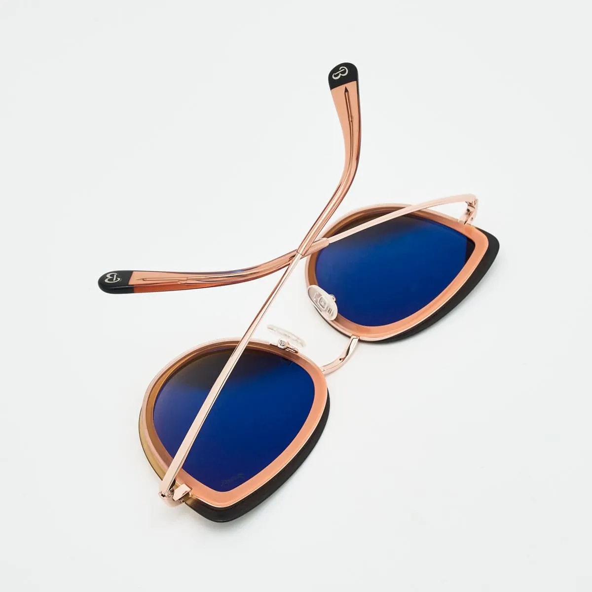 Lunettes Giulia oversize papillon — Glamour élégant