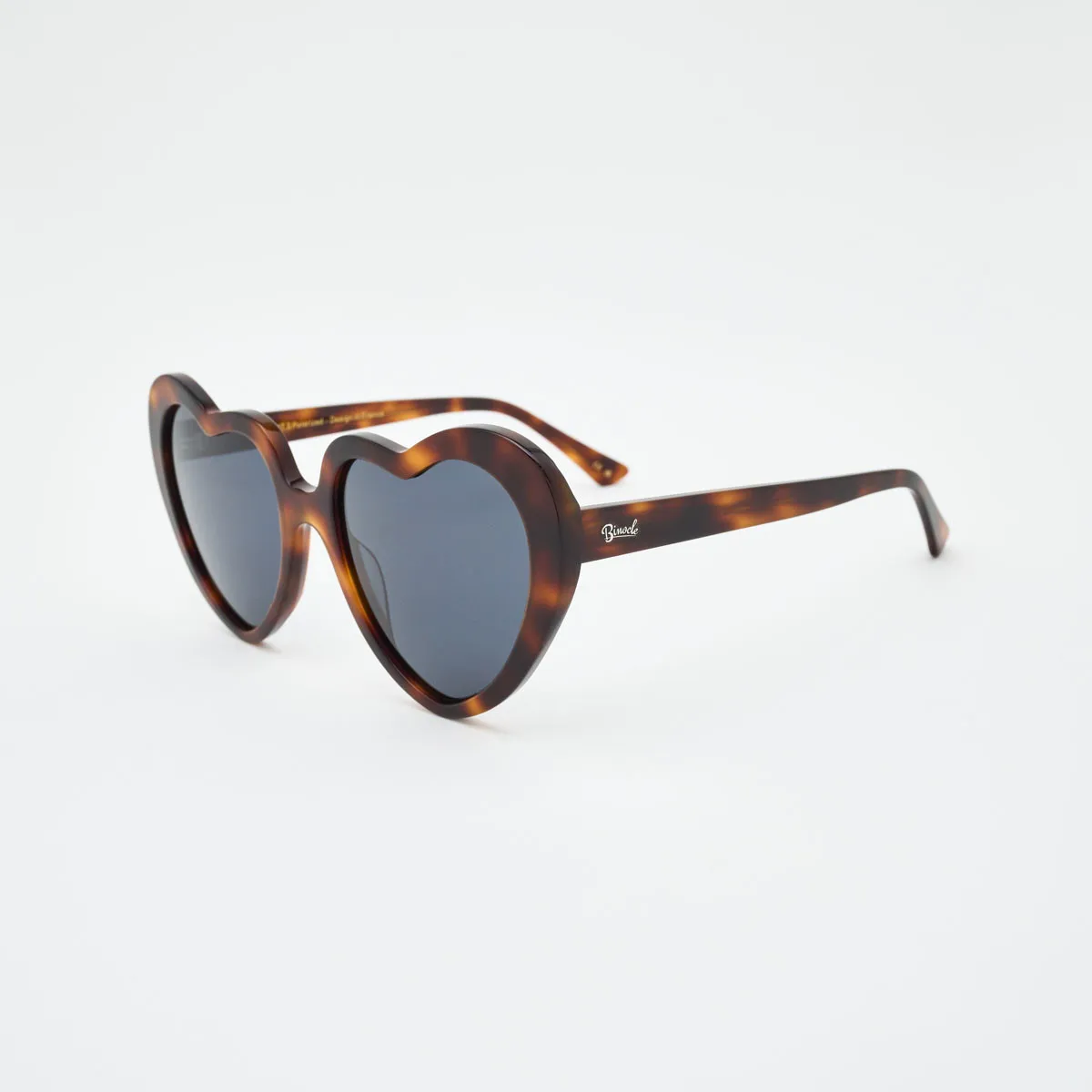 Venezia Sunglasses – Trendy Heart-Shaped Frame 2025
