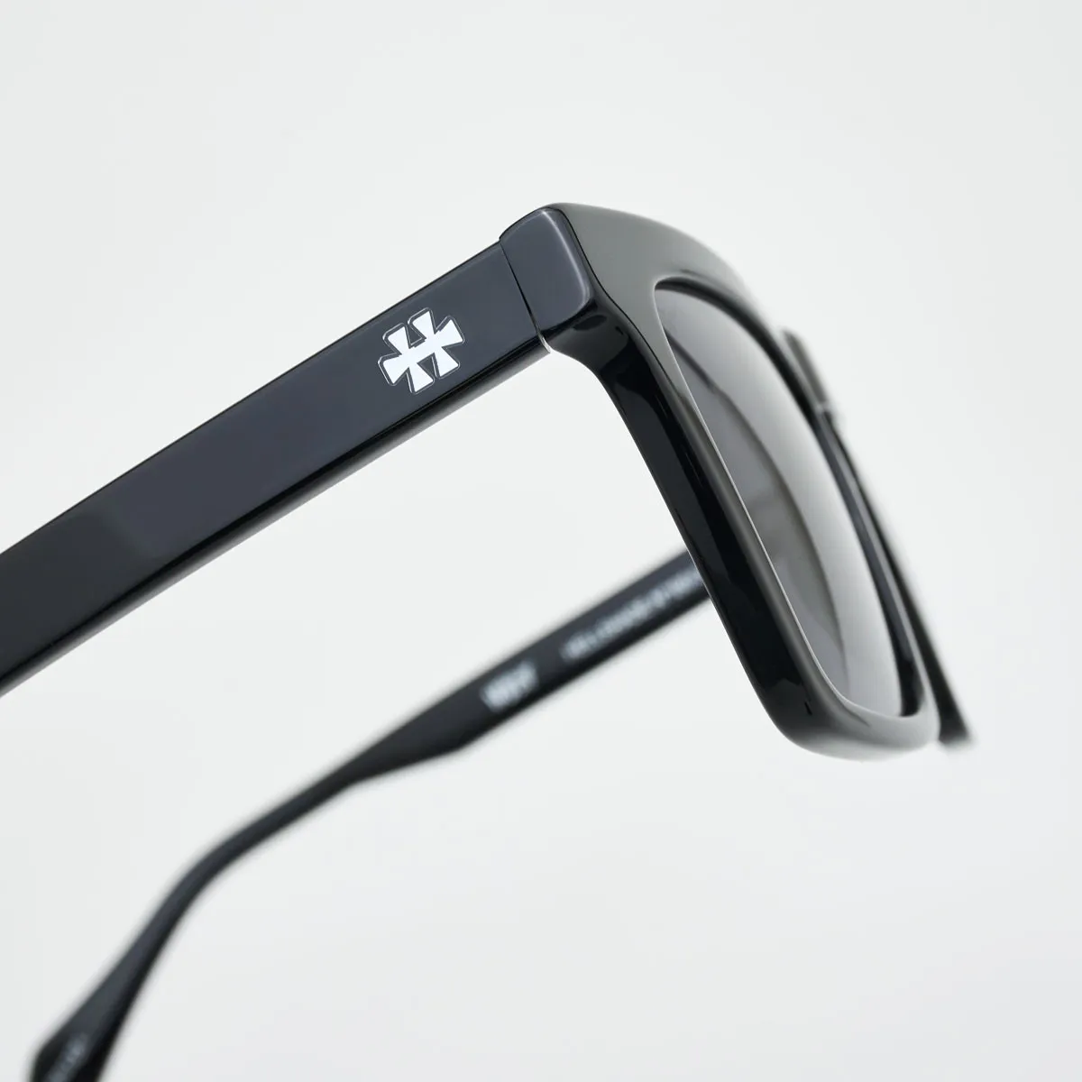 Hellshade – Black Sunglasses Hellfest Edition | Binocle