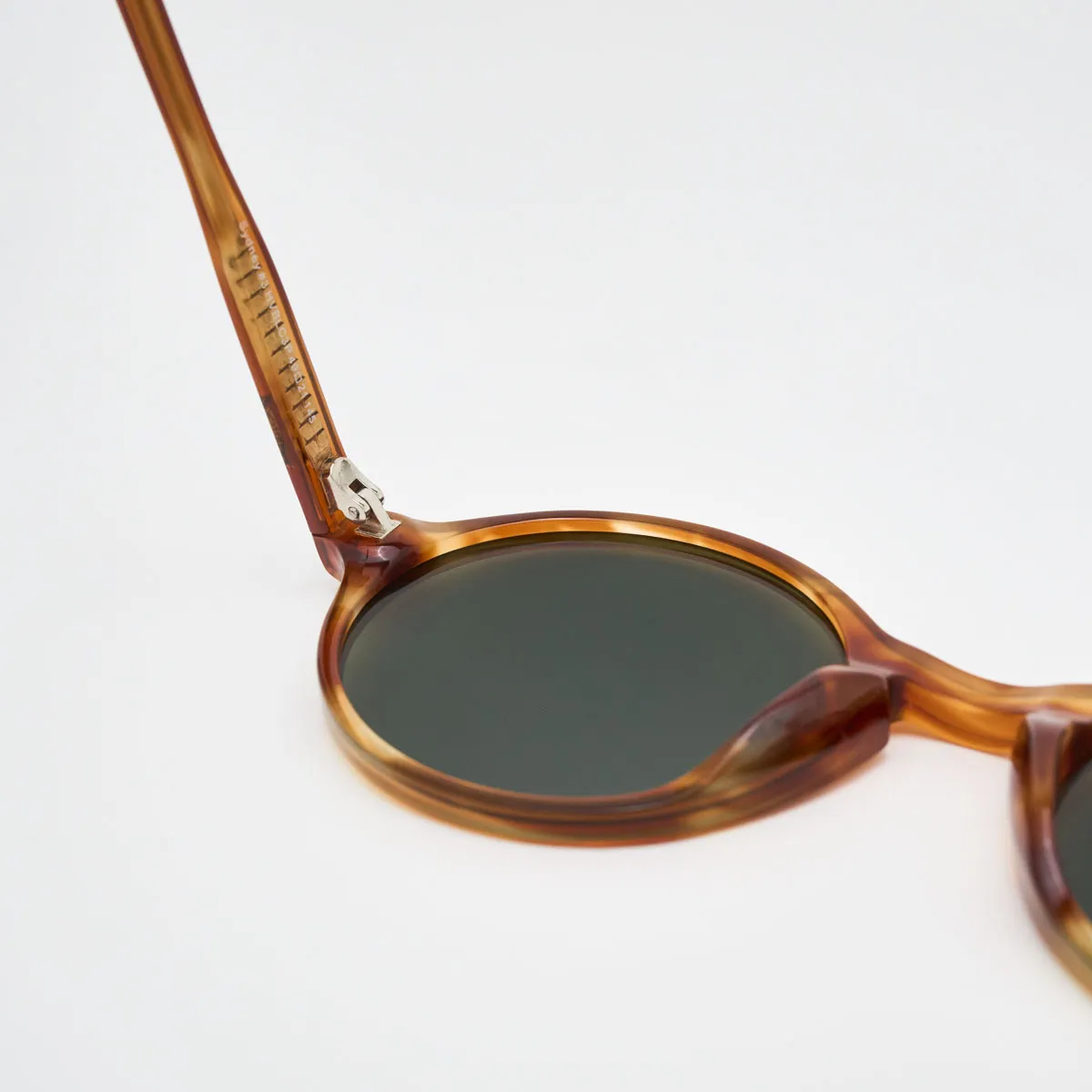 Sydney Round Retro Sunglasses – Australian Lifestyle