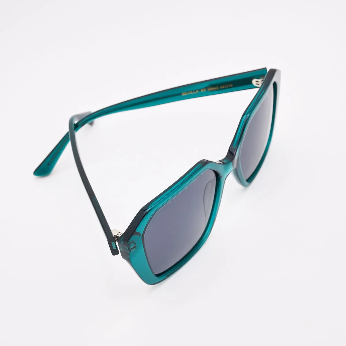 Sevilla Oversized Sunglasses – Trendy Square Summer 2025