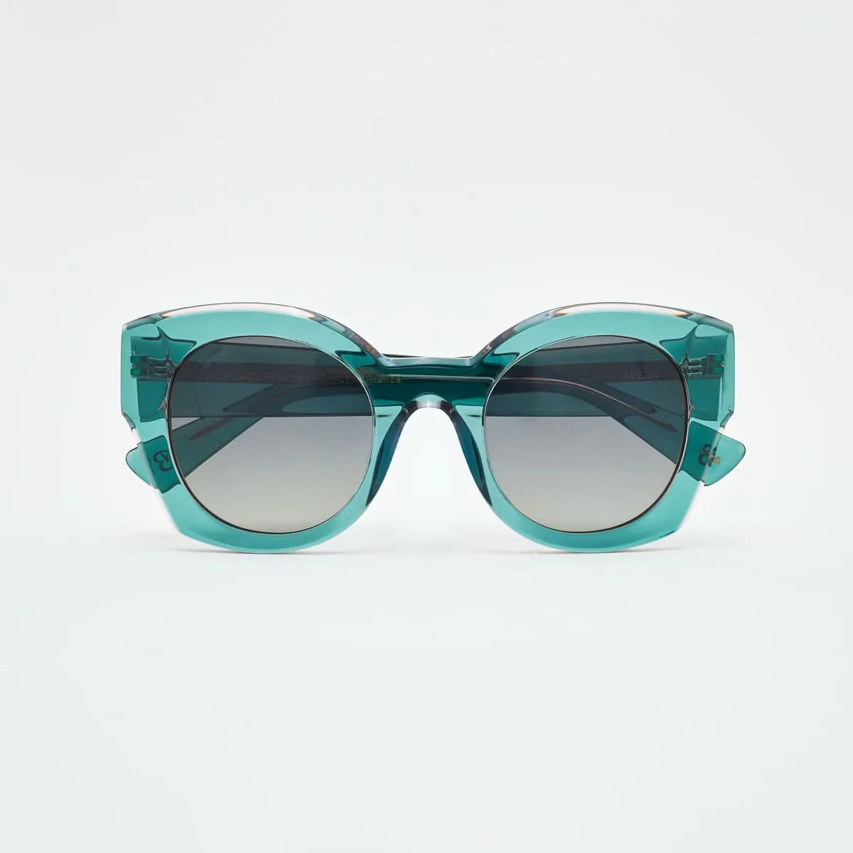 Gabriella Faceted Women — Elegant Creativity
