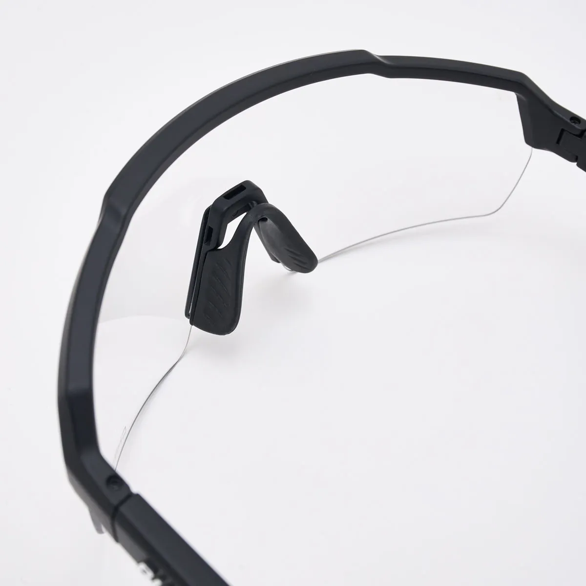 Sprint polarized photochromic sports sunglasses – master the light and boost your performance