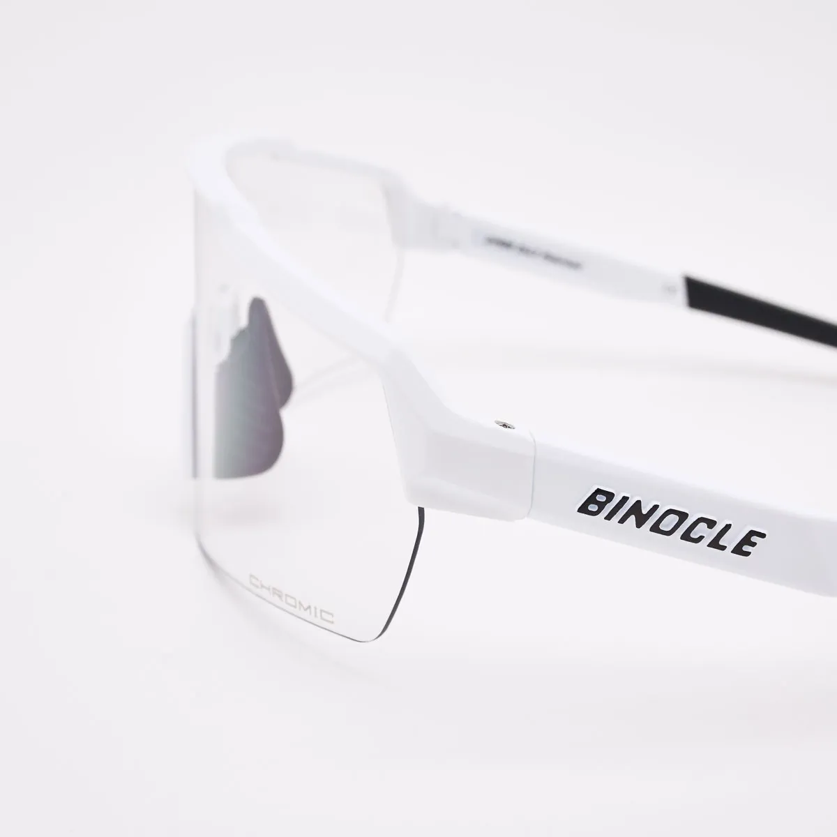Sprint polarized photochromic sports sunglasses – master the light and boost your performance