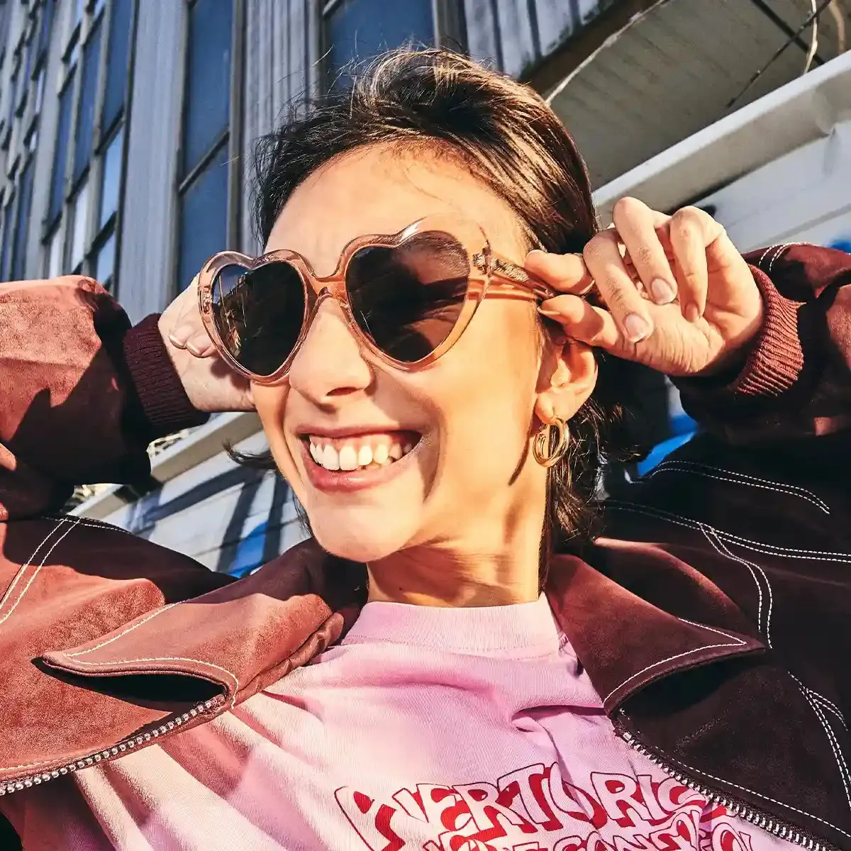 Venezia Sunglasses – Trendy Heart-Shaped Frame 2025