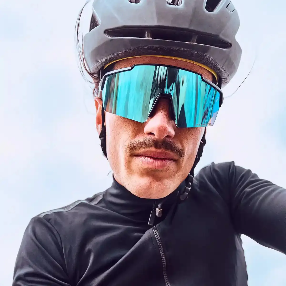 Sprint Ice Blue polarized sports sunglasses – refresh your vision and gain crystal-clear clarity