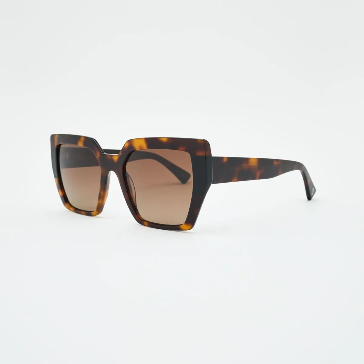 Lunettes Victoria carrées — Élégance volumétrique