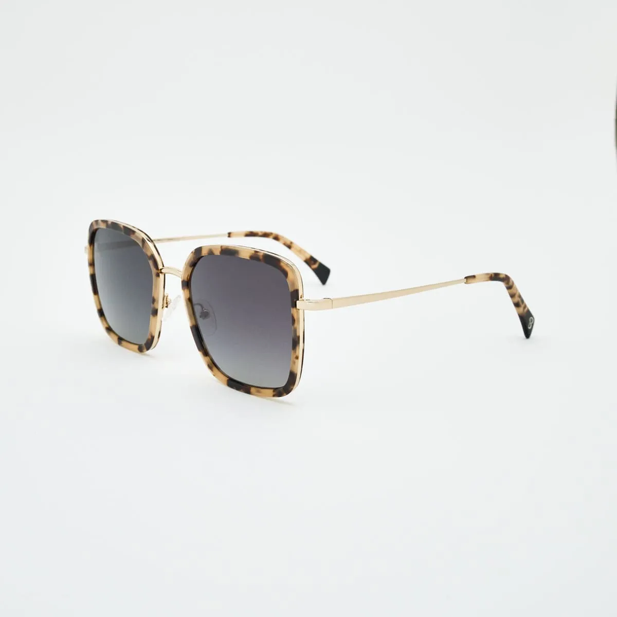 Paloma Square Glamour — Elegant Refinement