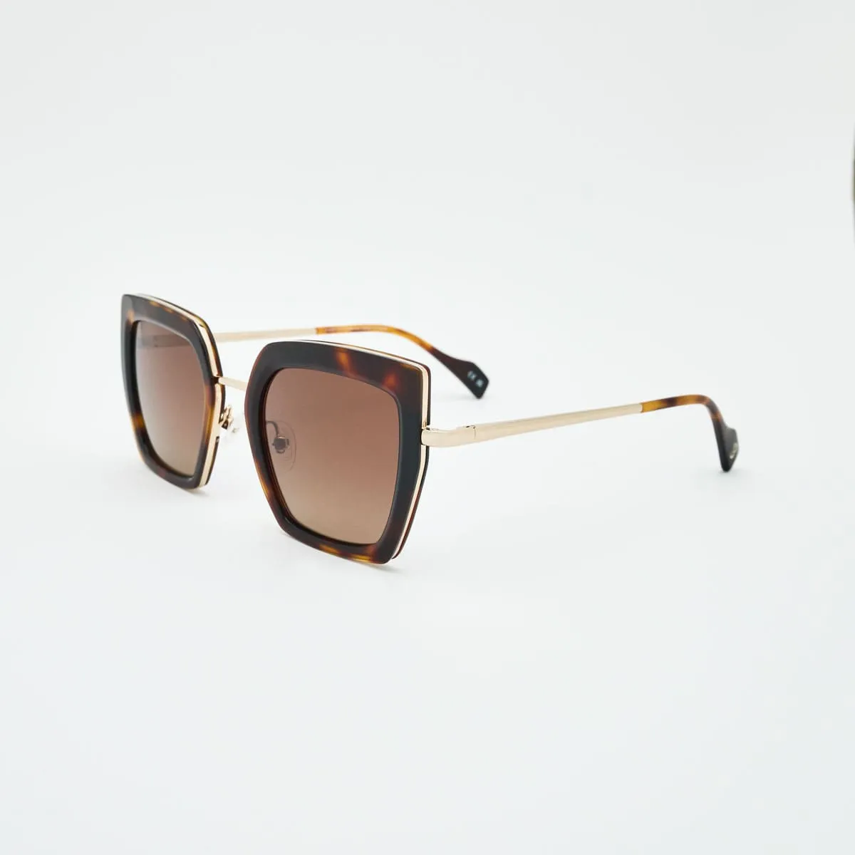 Lunettes Veronika carrées — Modernité élégante libre