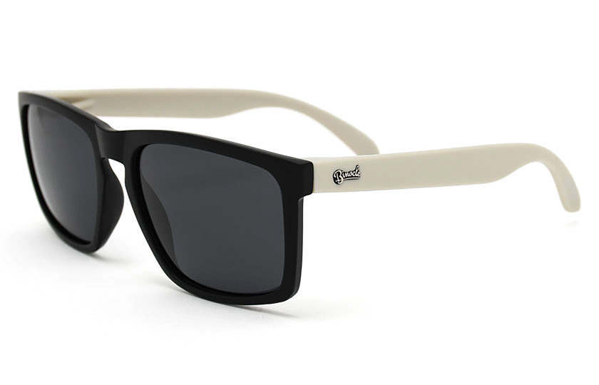 Daytona Daytona Noir - Verres Gris - Gris pastel mat 35,00 €