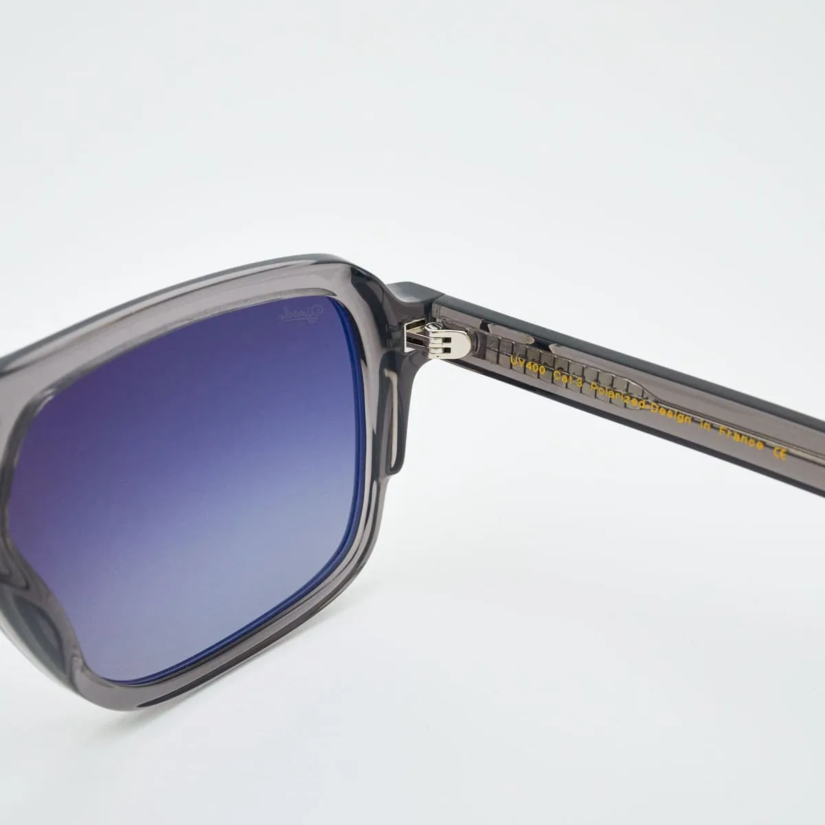 Chandler Pilot Men — Charismatic Class