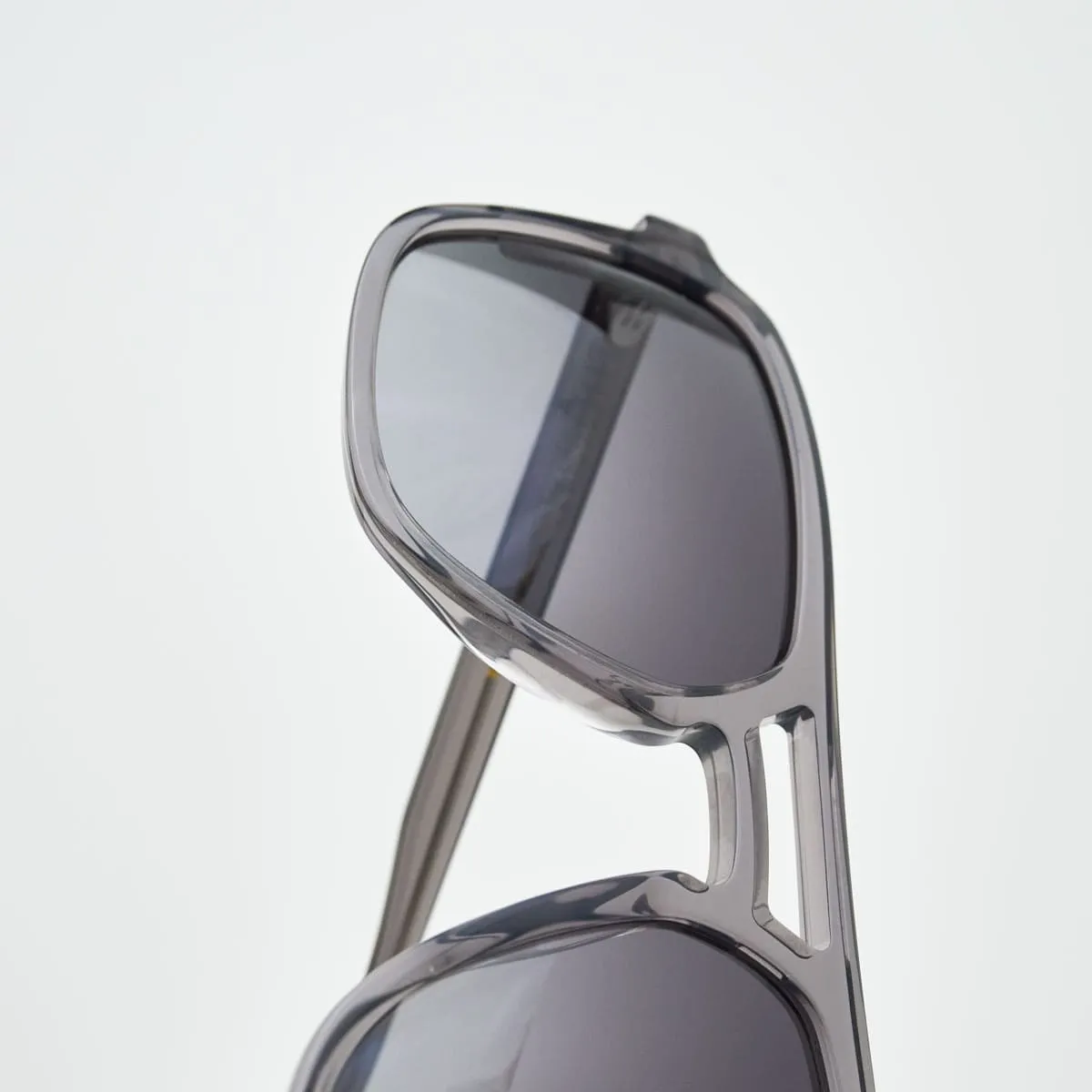 Chandler Pilot Men — Charismatic Class