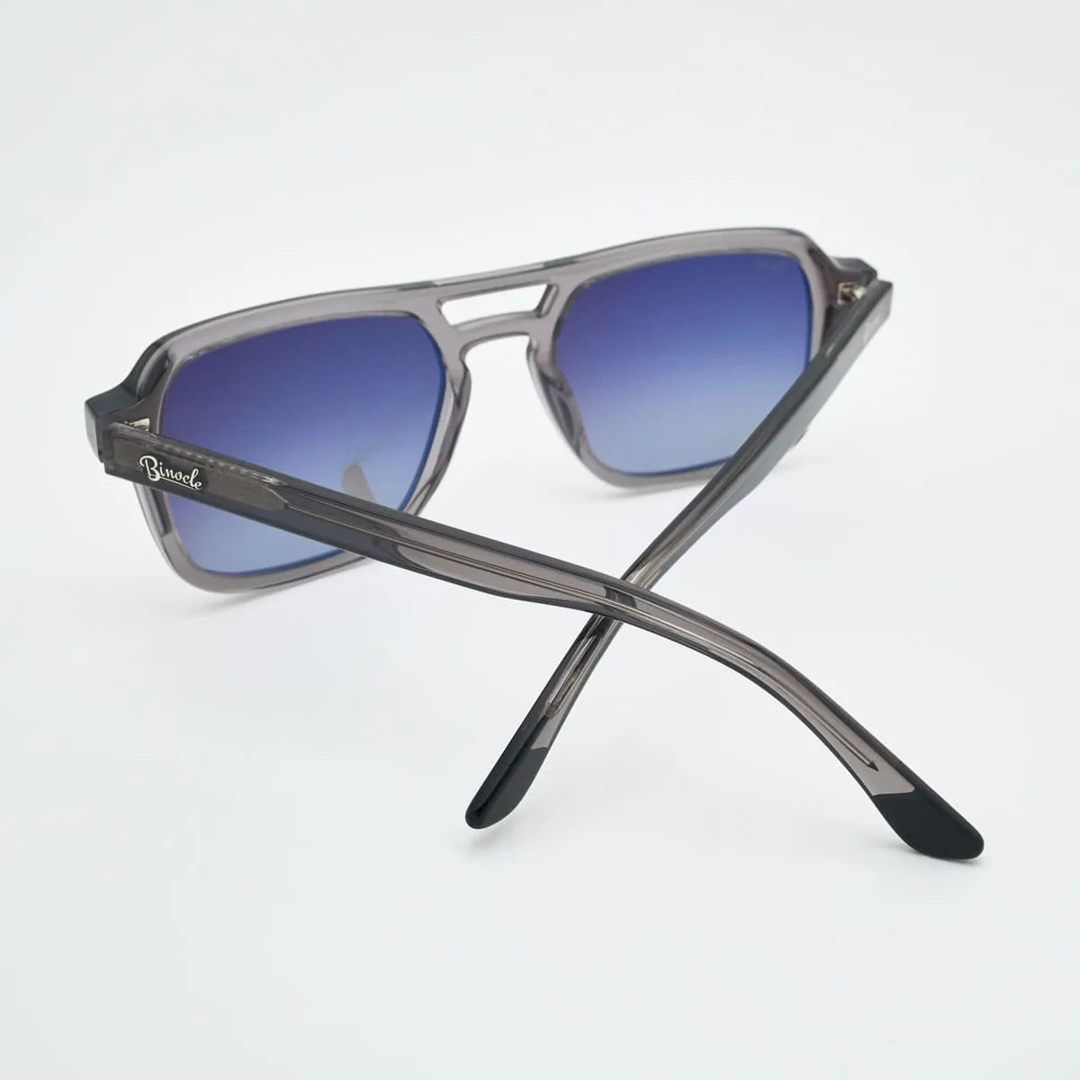 Chandler Pilot Men — Charismatic Class
