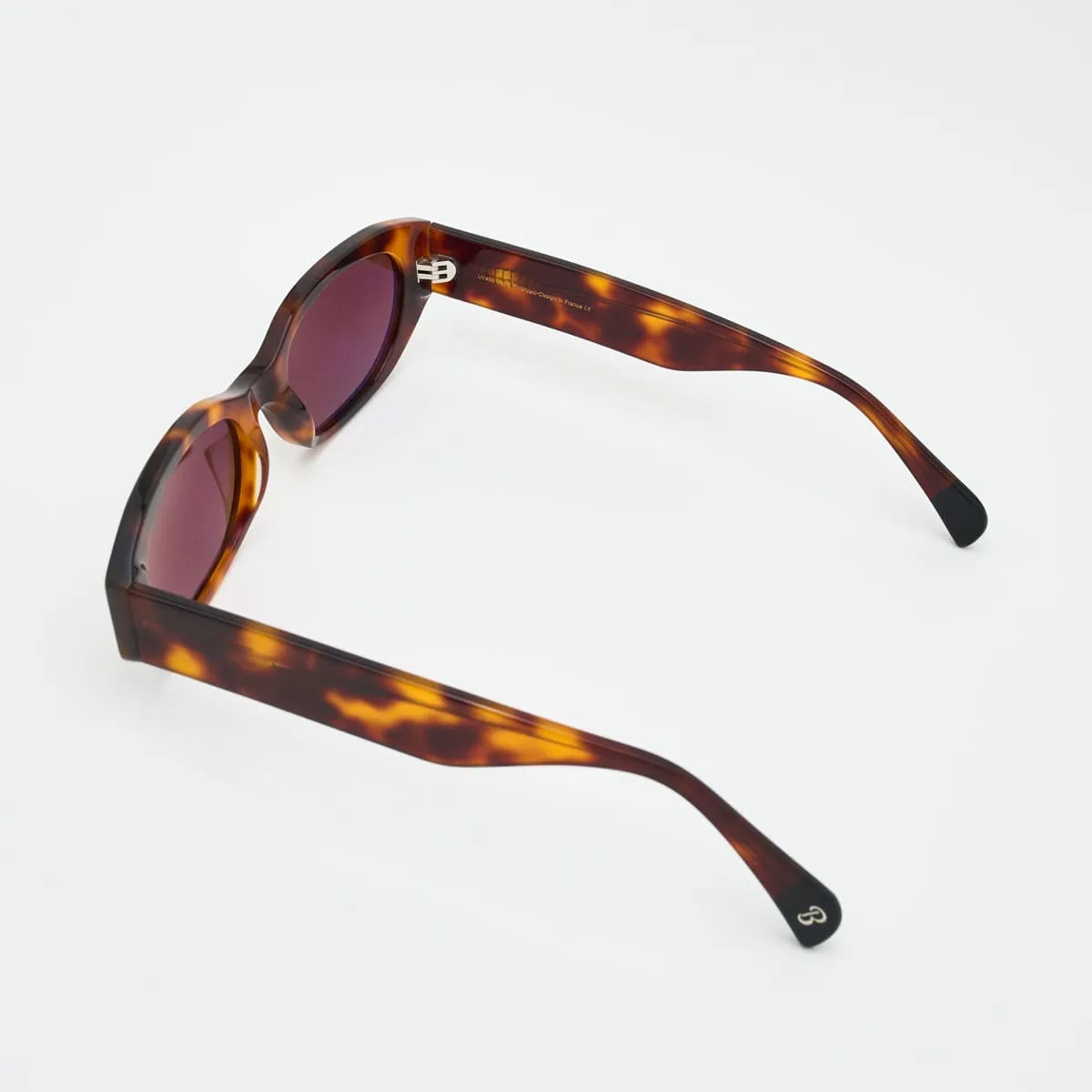 Lena Rectangular — Bold Personality