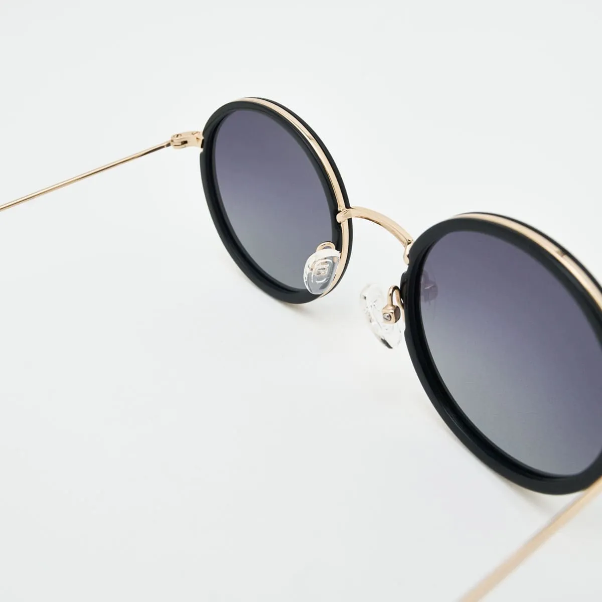Amsterdam Round Unisex Sunglasses – Trendy Hippie Chic