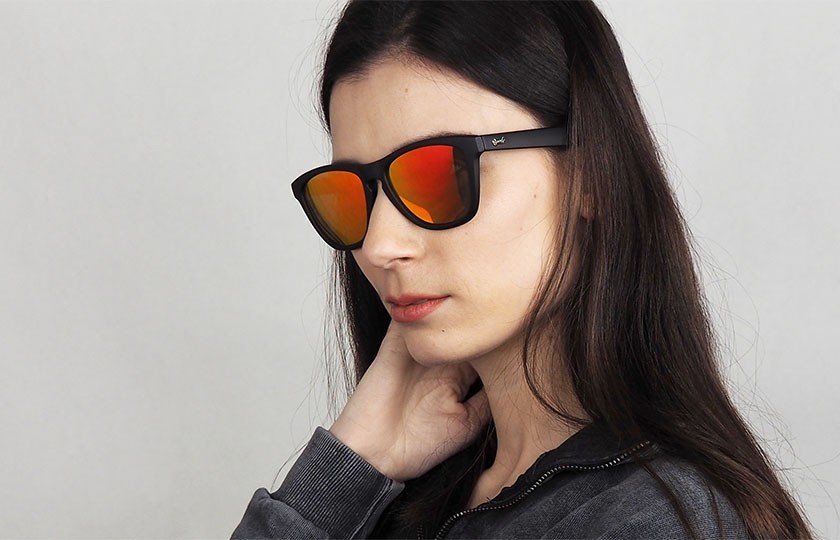 Lunettes de soleil colorées