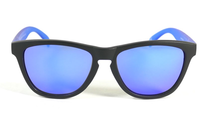 Black - Blue glasses - Blue