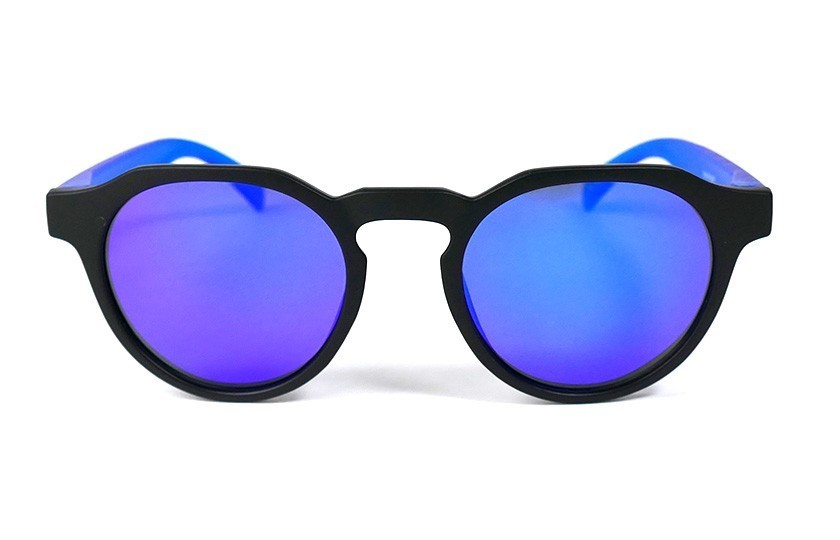 Black - Blue glasses - Blue