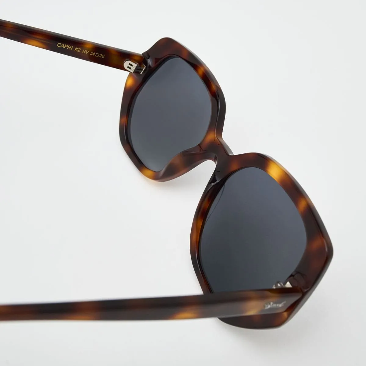 Capri Oversized Women’s Sunglasses – Elegant Italian Trapeze
