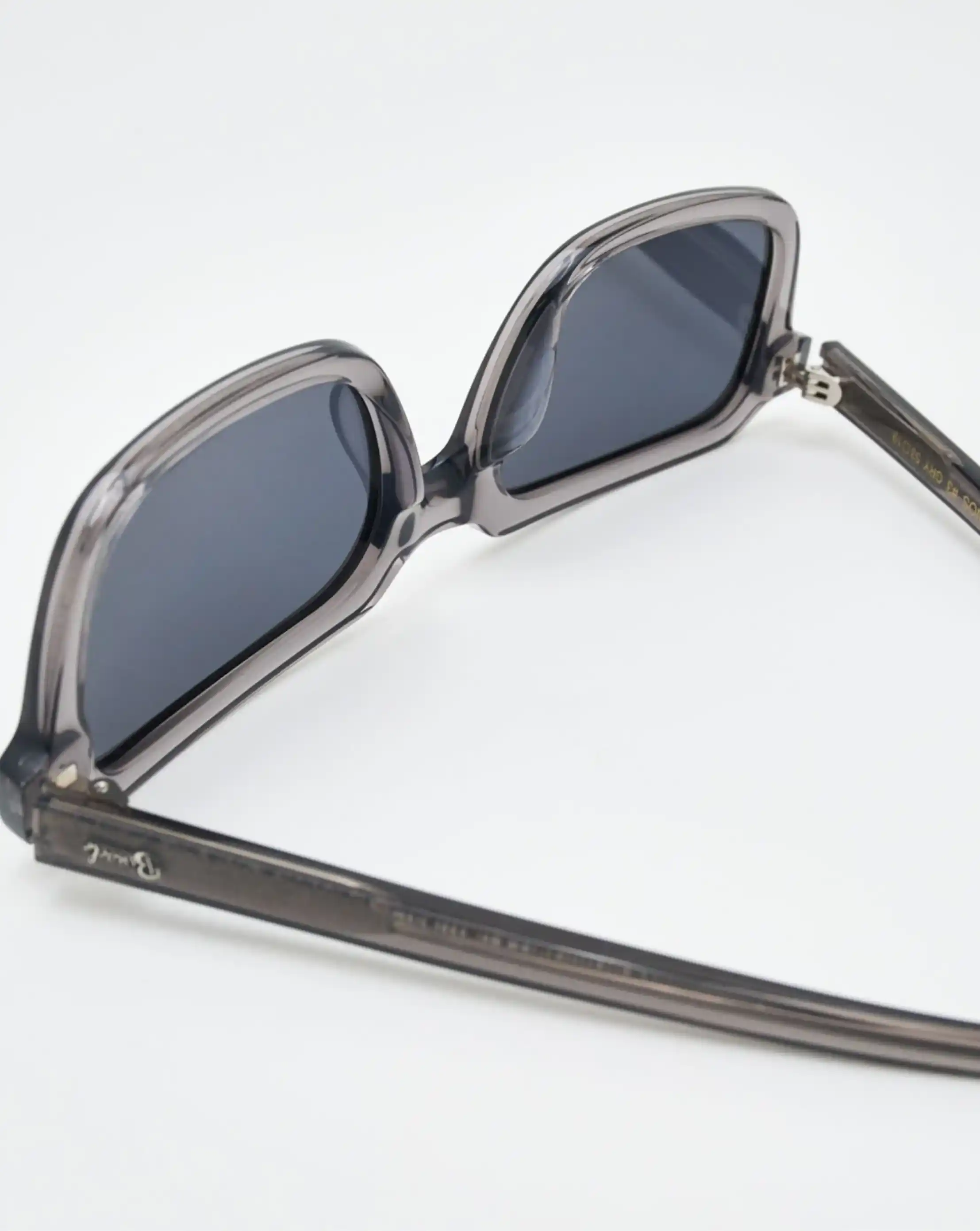 lunettes de soleil mykonos